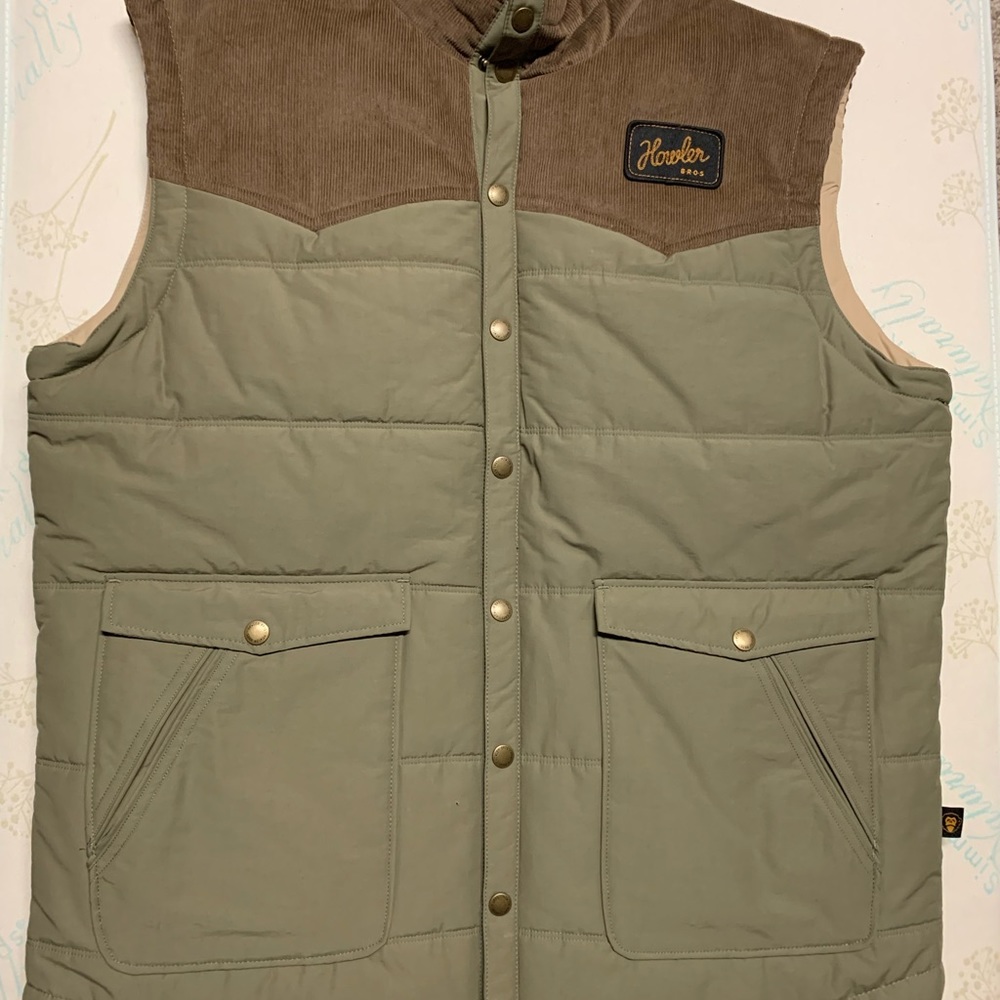 Howler Brothers Rounder Vest new without tags!